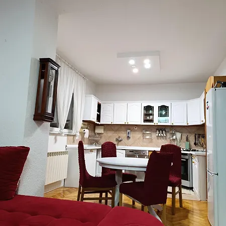 Tarik Apartmán