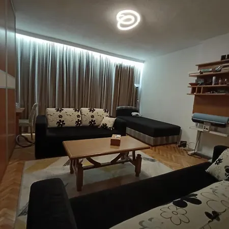 Apartment Tarik